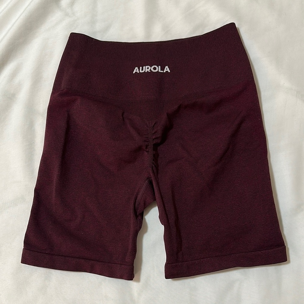 Aurola Shorts